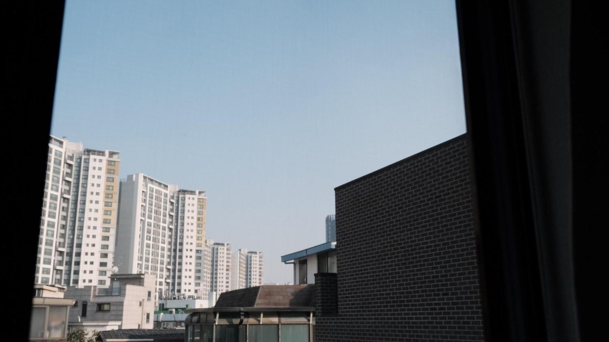 Seoul Yes Oui Ja Sharehouse Otel Dış mekan fotoğraf